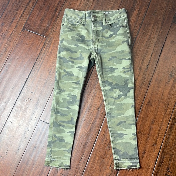 Gap camo jeggings - Picture 1 of 3